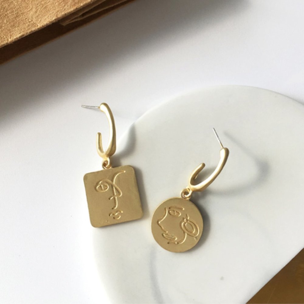 💙Art Face Charm Earrings